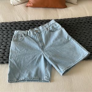 Levi’s Shorts Light Wash